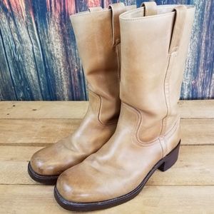 stretching cowboy boots